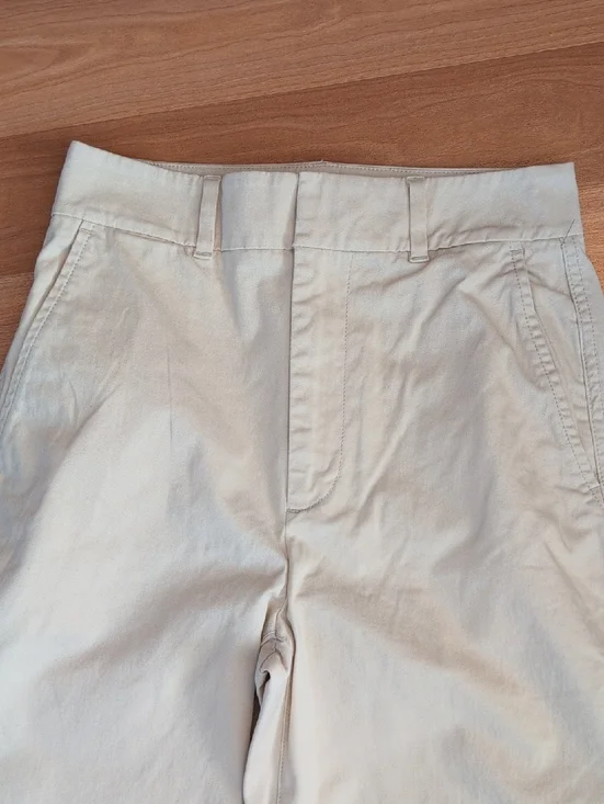 NWT Gap Barrel Khaki High Rise In Cream Color Size 0T Tall Length - Picture 2 of 11